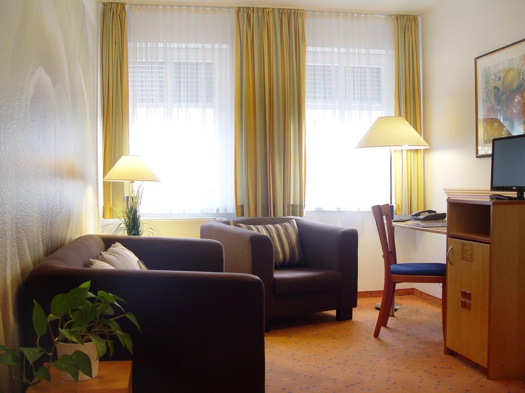 Querfurter Hof Otel Oda fotoğraf